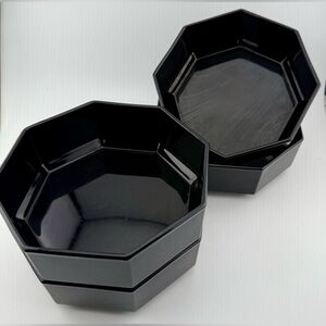 4 Arcoroc black Octime salad bowls. 5.5”D x 2”H